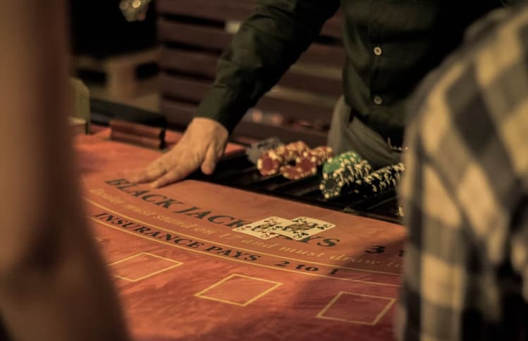 Best Casinos in Vegas for Blackjack